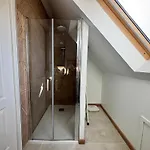 Saint Ho Maison Lumineuse Vue 8 Pers 4 2 Sdb 2 Wc Etage Renove En 2025 Belle Terrasse Grand Jardin Clos Parking 8 Mn A Pied Petite Grand Jardin Pres De Port En Bessin, Bayeux Et Omaha Prázdninový dům *