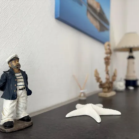 Saint Ho Maison Lumineuse Vue 8 Pers 4 2 Sdb 2 Wc Etage Renove En 2025 Belle Terrasse Grand Jardin Clos Parking 8 Mn A Pied Petite Grand Jardin Pres De Port En Bessin, Bayeux Et Omaha