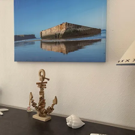 Saint Ho Maison Lumineuse Vue 8 Pers 4 2 Sdb 2 Wc Etage Renove En 2025 Belle Terrasse Grand Jardin Clos Parking 8 Mn A Pied Petite Grand Jardin Pres De Port En Bessin, Bayeux Et Omaha