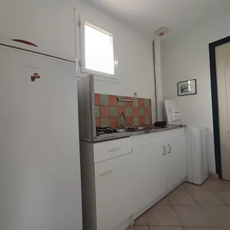 Saint Ho Maison Lumineuse Vue 8 Pers 4 2 Sdb 2 Wc étage Rénové En 2025 Belle Terrasse Grand Jardin Clos Parking 8 Mn à Pied Petite Grand Jardin Près De Port En Bessin, Bayeux Et Omaha * Sainte-Honorine-des-Pertes