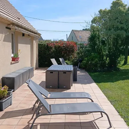 Saint Ho Maison Lumineuse Vue 8 Pers 4 2 Sdb 2 Wc étage Rénové En 2025 Belle Terrasse Grand Jardin Clos Parking 8 Mn à Pied Petite Grand Jardin Près De Port En Bessin, Bayeux Et Omaha * Sainte-Honorine-des-Pertes